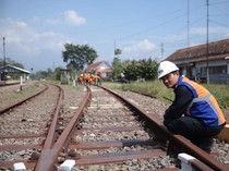 Rel Kereta Sepanjang 600 Km Dibangun 2026, Prioritas Wilayah Ini