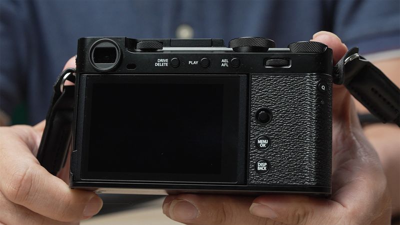 Review Fujifilm X-E5