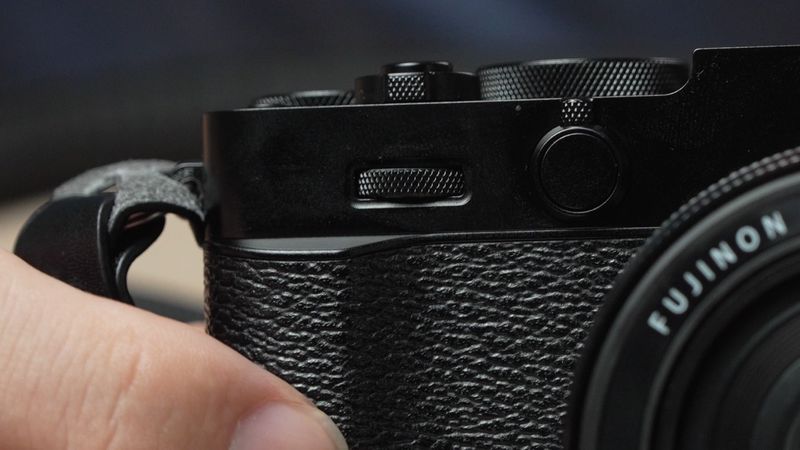 Review Fujifilm X-E5