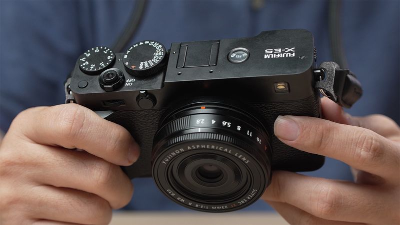 Review Fujifilm X-E5