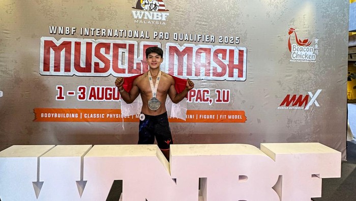 Binaragawan muda asal Indonesia berusia 18 tahun Richard Winata.
