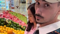 Di Instagram keduanya, Jedar maupun Vincent cukup sering membagikan momen manis dan romantis. Salah satunya saat makan bersama. Foto: Instagram @inijedar