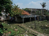 Rumah Wasmo Satu-satunya yang Bertahan Dimakan Tanah, Lainnya Sudah Ambruk