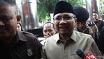 Senyum Gus Yaqut Saat Tiba di KPK