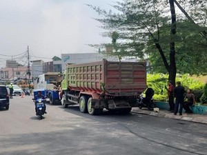 Truk Biang Kerok Macet di Ciputat Selesai Dievakuasi, Lalin Kembali Lancar
