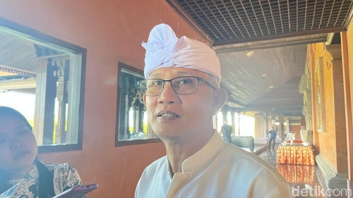 Wakil Ketua DPRD Bali, Ida Gde Komang Kresna Budi, di kantor DPRD Bali, Kamis (7/8/2025). (Rizky Setyo Samudero/detikBali)