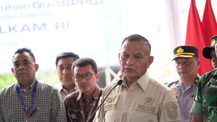 Wakil Menteri Koordinator Bidang Politik, dan Keamanan (Wamenko Polkam) Letjen TNI (Purn.) Lodewijk F. Paulus