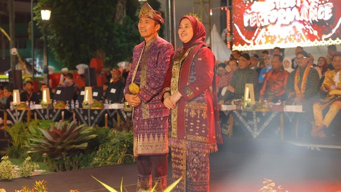 Wali Kota Palembang Ratu Dewa dan istri tampil di JKPI ke-11 di Jogjakarta