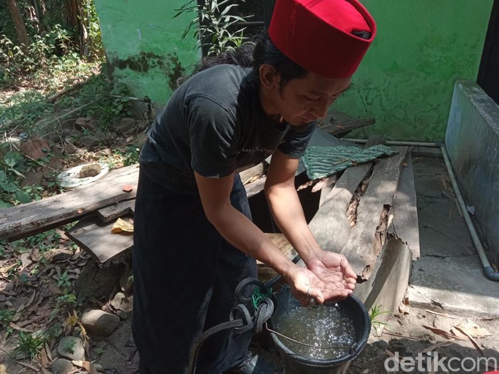 Air sumur warga Cirebon keruh