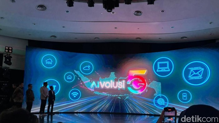 AIinovasi5G sebagai cara Indosat Ooredoo Hutchison melahirkan solusi canggih yang memanfaatkan teknologi AI berbasi jaringan 5G.