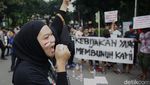 Aksi Pedagang Pasar Barito Tolak Penggusuran