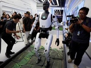 Video: Resmi Dibuka! Ada Mal Khusus Robot di China