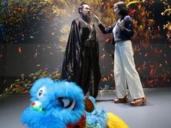 Beijing Luncurkan Toko Robot, Jual Pelayan hingga Anjing Pintar