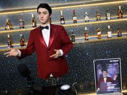 Beijing Luncurkan Toko Robot, Jual Pelayan hingga Anjing Pintar