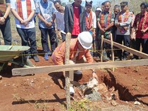 Pabrik di Kupang Bakal Ekspor Batu Mangan 300 Ton/Bulan ke Taiwan-Vietnam