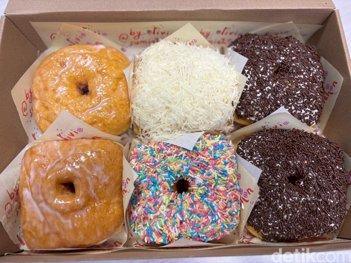 Donat by Olivia Sumichan