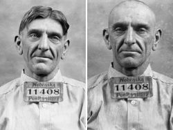 Kisah Menyeramkan di Balik Foto Wajah Kriminal Bersejarah