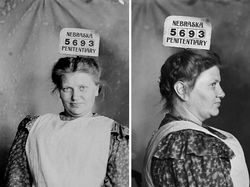 Kisah Menyeramkan di Balik Foto Wajah Kriminal Bersejarah