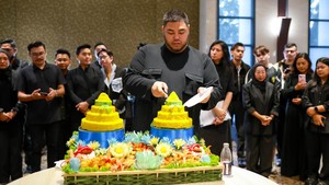 Ya Allah akhirnya ada juga PH yang ngelirik aku, insyaallah aku bakal main di salah satu film, ungkap Ivan Gunawan di studio Brownis, Trans TV, Jakarta Selatan, Rabu (24/9/2025). Foto: Dok. Ivan Gunawan