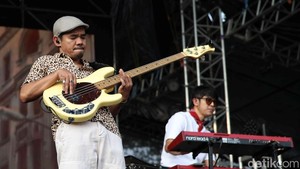 Mereka jadi salah satu pembuka di hari pertama festival musik tersebut. Pradita Utama/detikcom