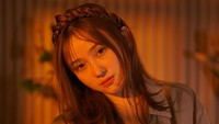 Meisita Lomania menjelaskan alasan mulia beli rumah saat masih SMA. Aku kan broken home, aku pisah sama mama aku, aku tinggal sama nenek. Nah aku pengin mamaku tinggal sama aku, akhirnya terwujud, katanya. (Foto: dok Instagram meisitalomania)