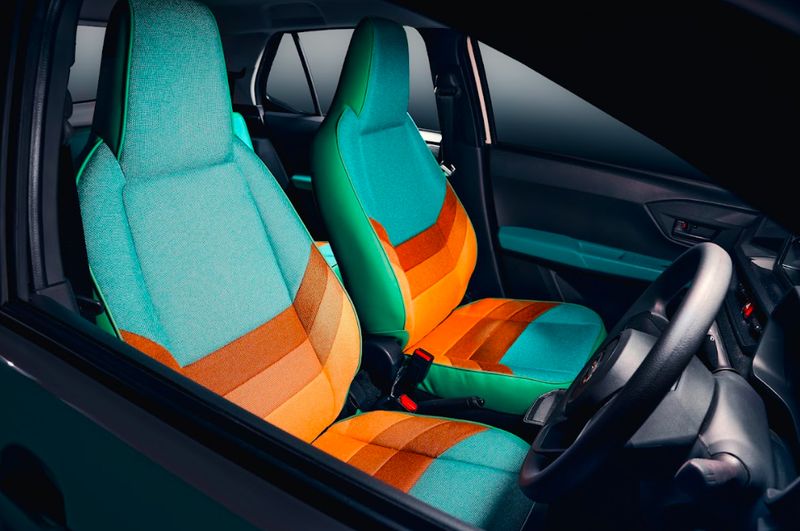 Modifikasi Daihatsu Ayla GH Style bergaya kalcer