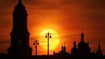 Panorama Senja Membalut Biara Kyiv-Pechersk Lavra