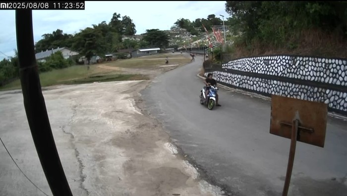 Pencuri drum air di Tarakan kabur dikejar warga.
