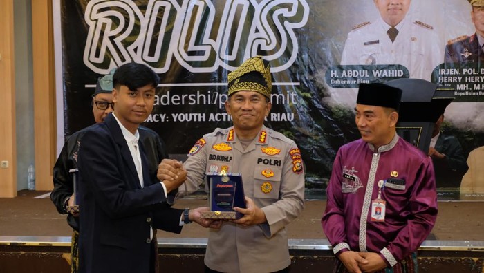 Polda Riau gencarkan sosialisasi Green Policing di kalangan mahasiswa.