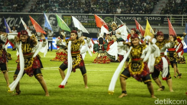 Potret Semarak Pembukaan Super League 2025/2026