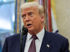 Donald Trump Nimbrung Kehebohan Tunangan Taylor Swift-Travis Kelce