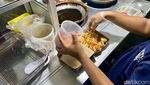 Puas Jajan Martabak Semok hingga Bacimut Pizza Viral di Stasiun Tebet
