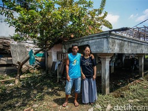 Viral Rumah Dimakan Tanah di Bekasi: Ambles 1 Meter-Sering Kebanjiran