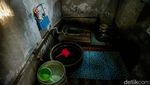 Lihat Lebih Dekat Rumah Dimakan Tanah di Bekasi