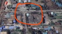 Korea Utara memang negara yang unik dan misterius. Di sana berdiri Kedutaan Besar Kerajaan Ottoman, padahal seperti kita tahu kerajaan itu sudah lama tidak eksis. (dok. boredpanda)