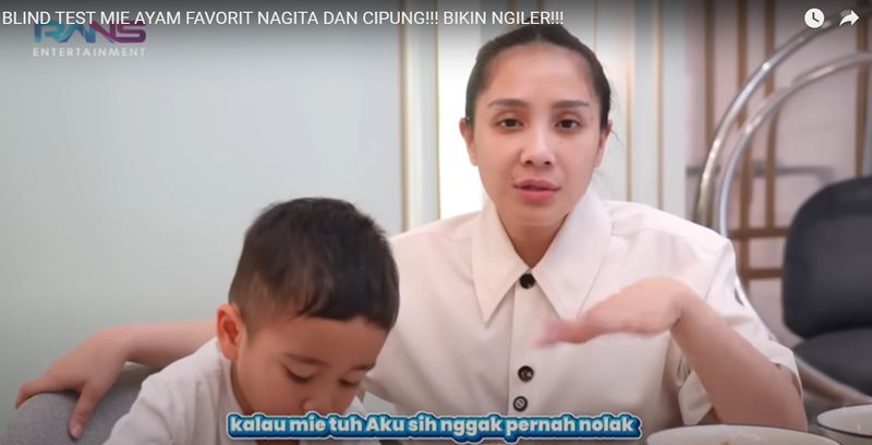 Top 3 Mie Ayam Favorit Nagita Slavina, Ada dari Penjual Gerobakan!