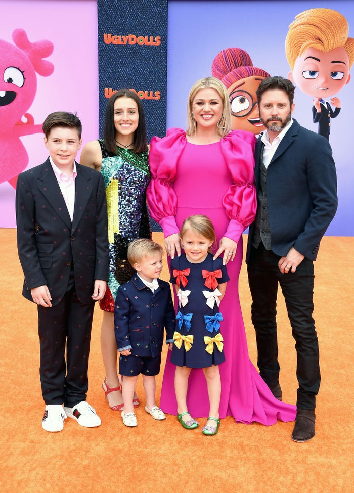 LOS ANGELES, CALIFORNIA - APRIL 27: (L-R) Seth Blackstock, Remington Alexander Blackstock, Savannah Blackstock, Kelly Clarkson, River Rose Blackstock, and Brandon Blackstock attend STX Films World Premiere of 