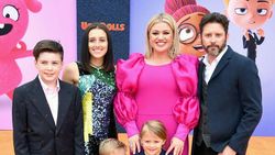 Eks Suami Kelly Clarkson Meninggal karena Kanker