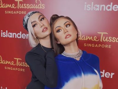 Agnez Mo dan Kembaran yang Gak Bakal Menua