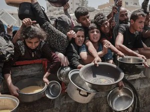 Yunani Kirim Bantuan Via Udara ke Gaza, Kerahkan 2 Pesawat