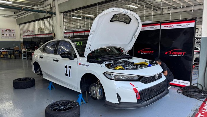 Mobil Honda Racing Malaysia Team yang dipakai Avila Bahar di Malaysia Touring Car Championship (MTCC) 9-10 Agustus.