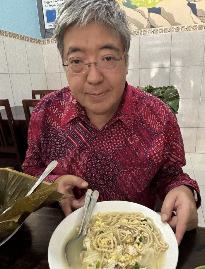 Duta Besar Jepang Cicip Bakmi Godog hingga Seafood Makassar