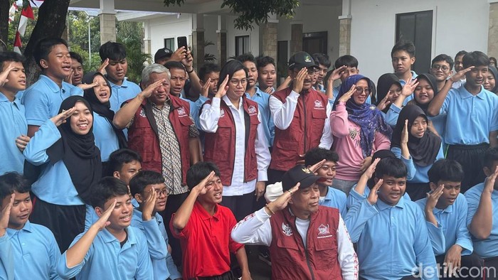 Gus Ipul dan Sri Mulyani di Sekolah Rakyat Jakarta