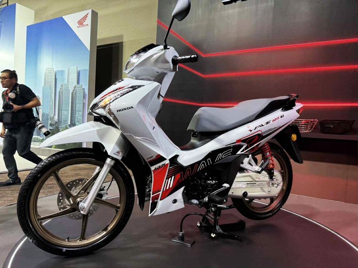 Honda Wave 125 baru.