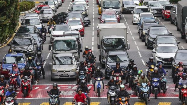 Jalan Raya di Kuala Lumpur, Malaysia.