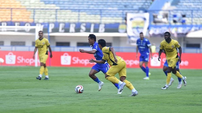 Laga Persib vs Semen Padang di Stadion GBLA, Sabtu (9/8/2025).