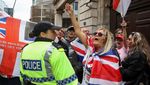 Liverpool Bergolak, Polisi Siaga Hadapi Gelombang Demonstran Anti-Imigrasi