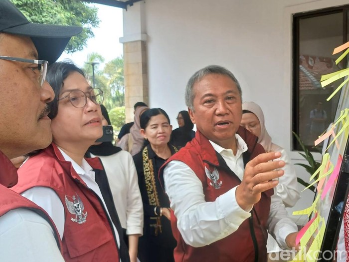 Menkeu Sri Mulyani kunjungi Sekolah Rakyat Menengah di Margaguna Jaksel