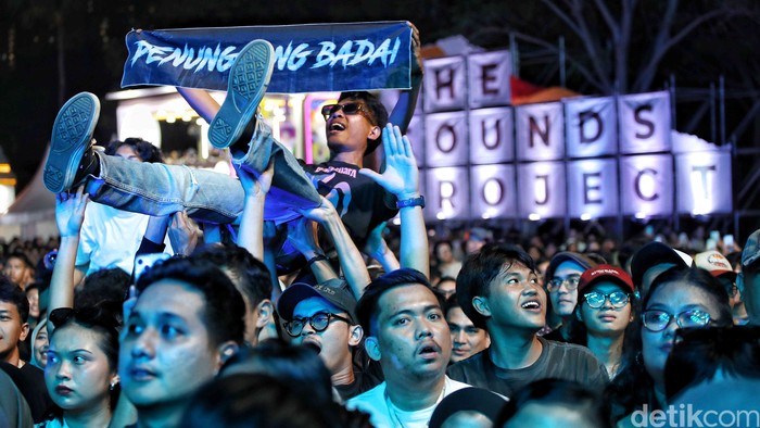 Band Barasuara tampil dalam The Sound Project 8 di Ecovention Ancol, Jakarta Utara, Jumat (8/8/2025) malam.