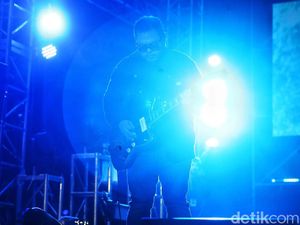 Video Barasuara Serukan #IndonesiaGelap di The Sounds Project 2025